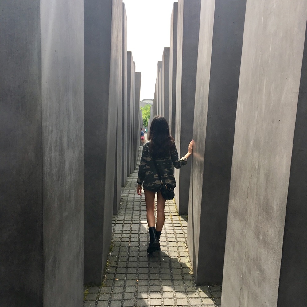 Meet your Posher, Kiana